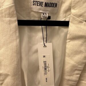 Imaan Blazer in Coconut Milk